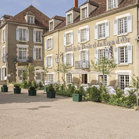 Hotel Restaurant De La Poste & Du Lion D'Or Vezelay Exterior photo