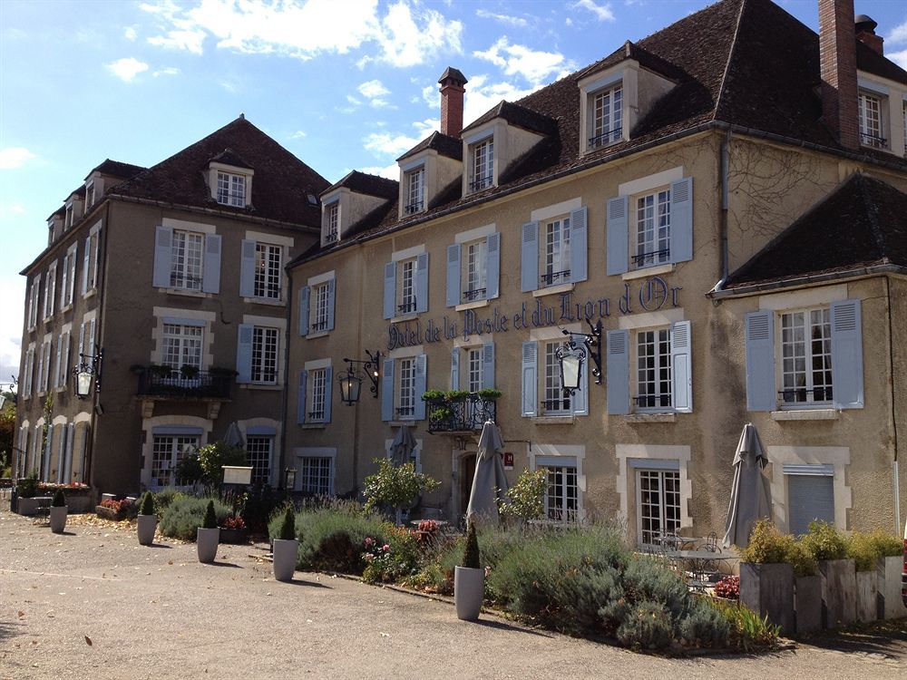 Hotel Restaurant De La Poste & Du Lion D'Or Vezelay Exterior photo